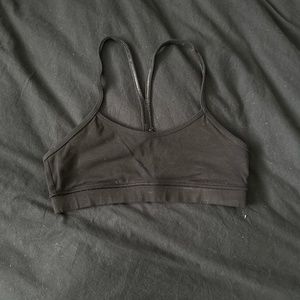 Lululemon Y sports bra